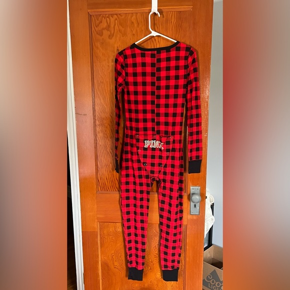 PINK by VS Snap butt flap PJs - Picture 2 of 9